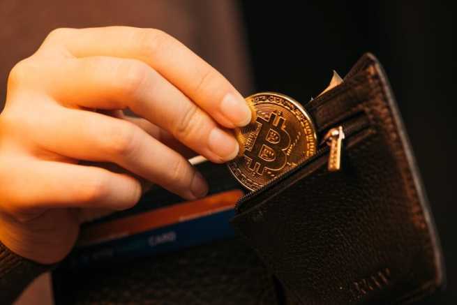 Jak legalnie sprzedać i rozliczyć Bitcoina? Odpowiadamy