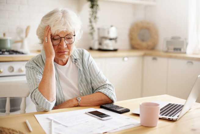 Czy nauczyciel może skorzystać z urlopu dla poratowania zdrowia na rok przed emeryturą?