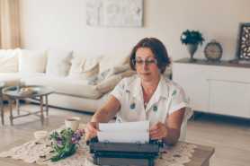 Wcześniejsza emerytura dla nauczycieli a limity dochodów i renta rodzinna